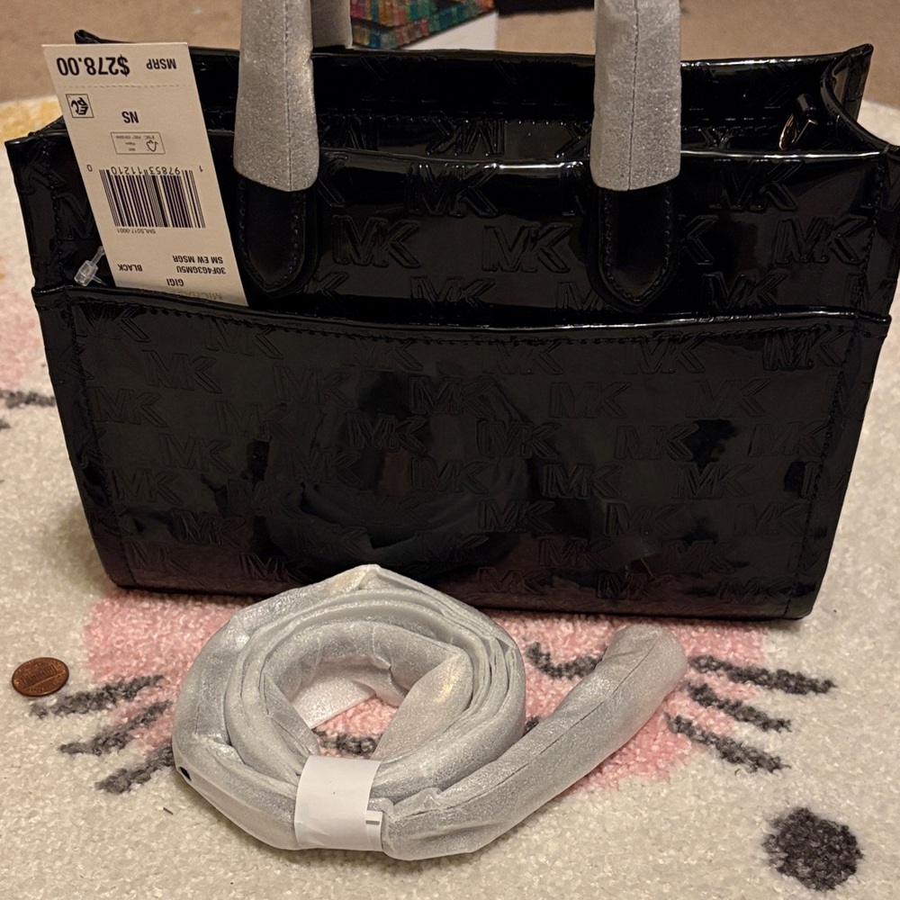 Small Black Gigi Michael Kors Women's Handbag.  NWT